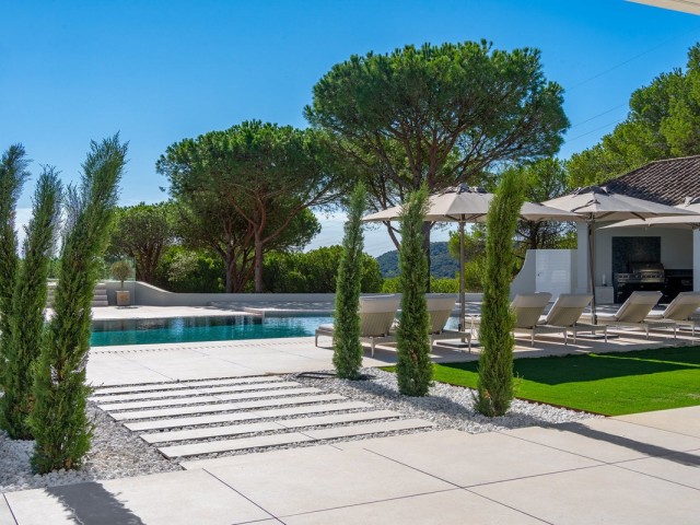 7 Bedrooms Villa in Sotogrande