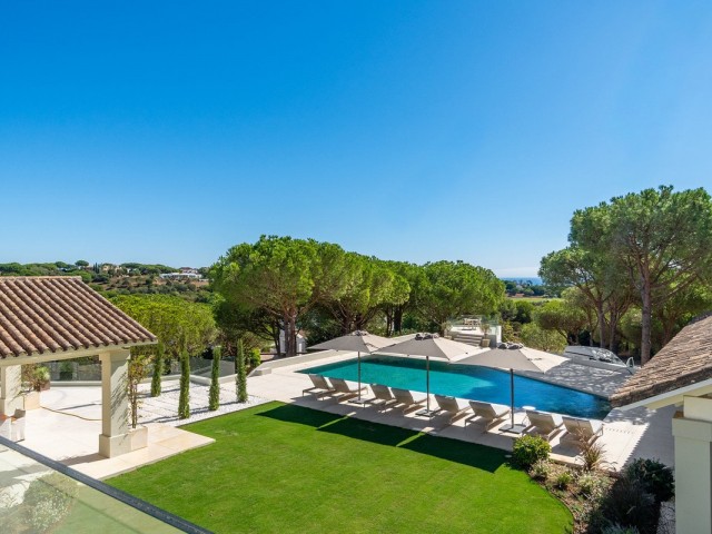 7 Bedrooms Villa in Sotogrande