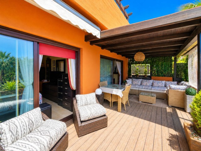 Appartement avec 2 Chambres  à Estepona