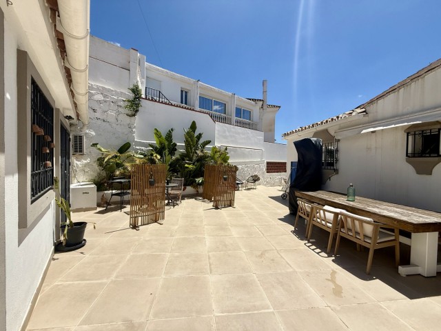 5 Schlafzimmer Villa in Nueva Andalucía