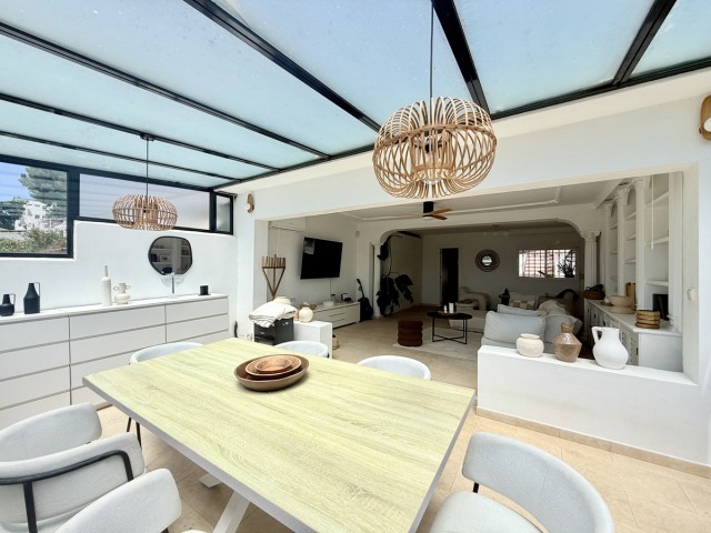 5 Schlafzimmer Villa in Nueva Andalucía