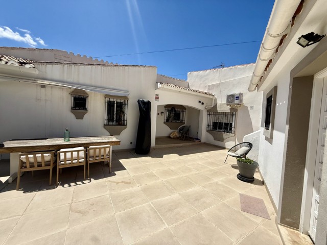 5 Schlafzimmer Villa in Nueva Andalucía