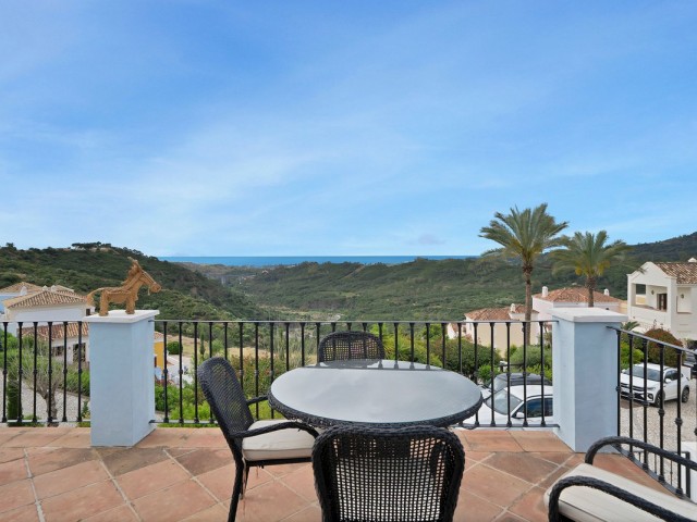 3 Bedrooms Townhouse in Benahavís