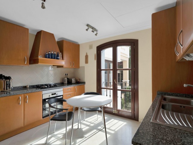 3 Bedrooms Townhouse in Benahavís