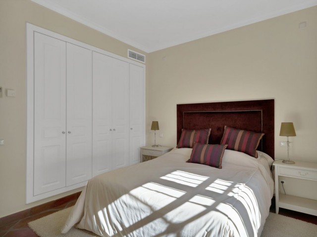 3 Bedrooms Townhouse in Benahavís