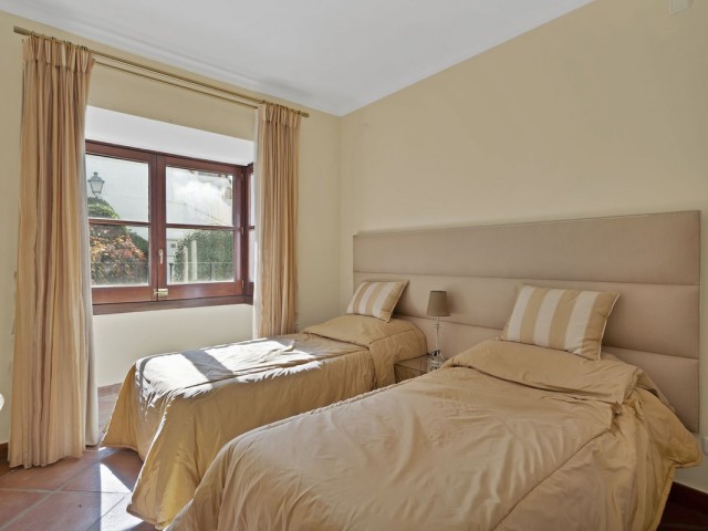 3 Bedrooms Townhouse in Benahavís