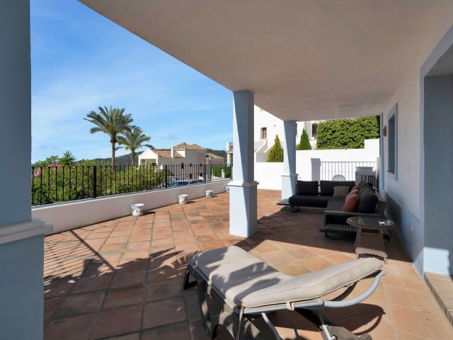 3 Bedrooms Townhouse in Benahavís