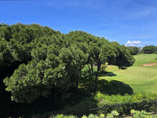 Radhus, Cabopino, R5387794