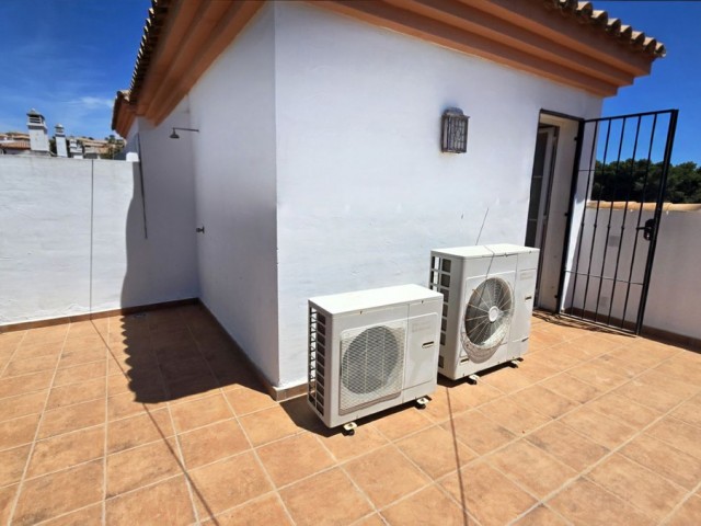 Radhus, Cabopino, R5387794