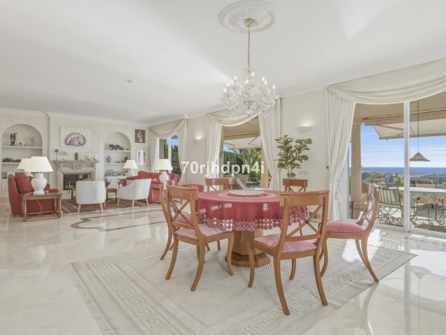 Villa avec 6 Chambres  à Benahavís