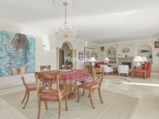 Villa avec 6 Chambres  à Benahavís