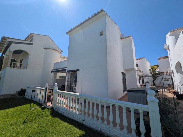 3 Schlafzimmer Reihenhaus in Calahonda