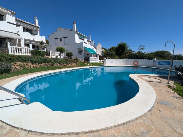 3 Bedrooms Townhouse in Calahonda
