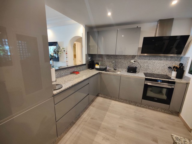 2 Bedrooms Apartment in Puerto Banús