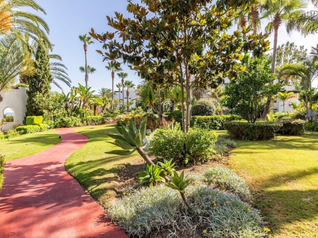 2 Bedrooms Apartment in Puerto Banús