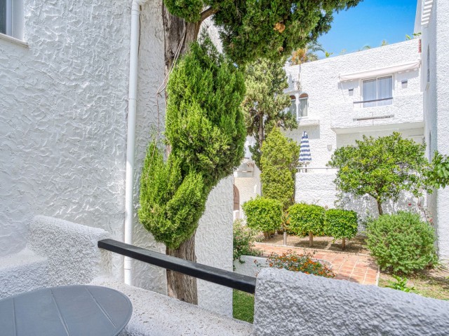 3 Schlafzimmer Reihenhaus in Nueva Andalucía