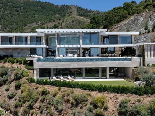 Villa avec 5 Chambres  à La Zagaleta