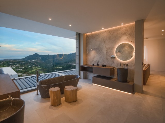 Villa avec 5 Chambres  à La Zagaleta