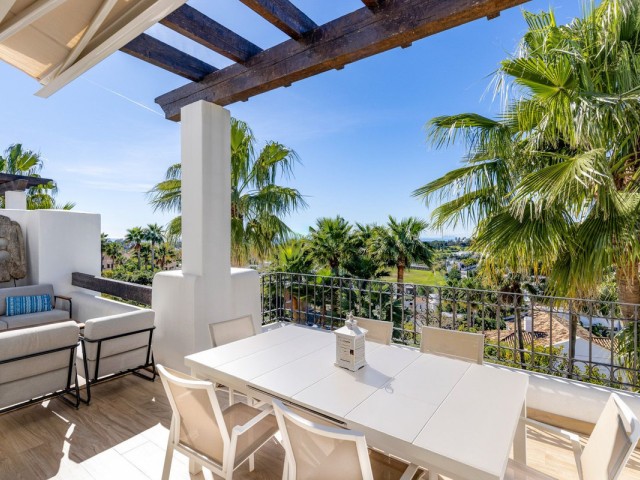 3 Bedrooms Apartment in Benahavís