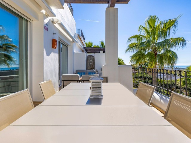 3 Bedrooms Apartment in Benahavís