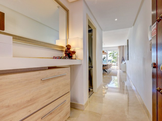 3 Bedrooms Apartment in Benahavís