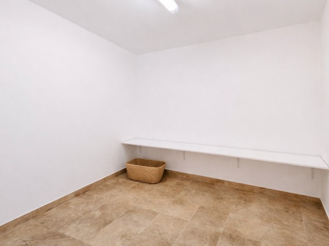 Apartamento con 2 Dormitorios  en Nueva Andalucía