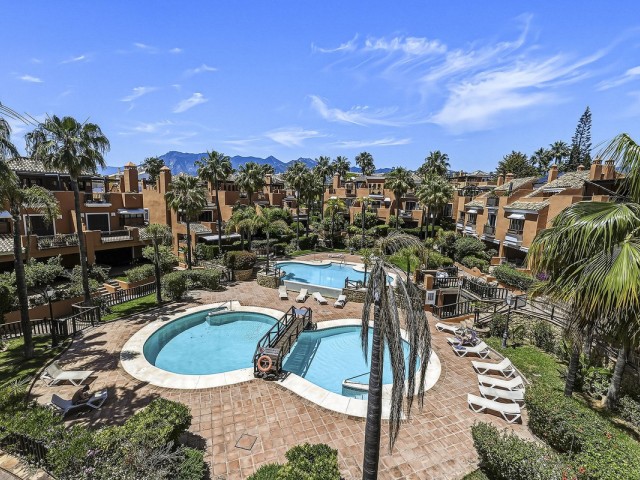 2 Schlafzimmer Reihenhaus in Bahía de Marbella