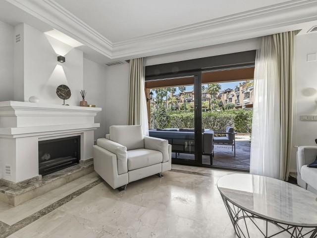 2 Schlafzimmer Reihenhaus in Bahía de Marbella
