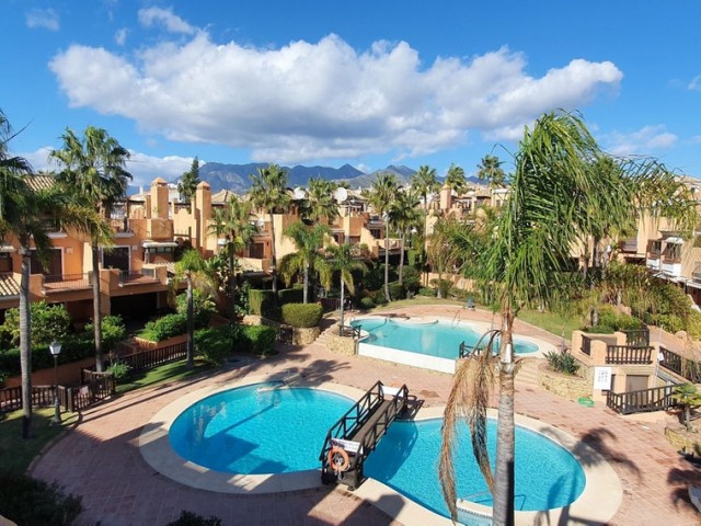 2 Schlafzimmer Reihenhaus in Bahía de Marbella