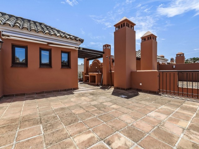 2 Schlafzimmer Reihenhaus in Bahía de Marbella