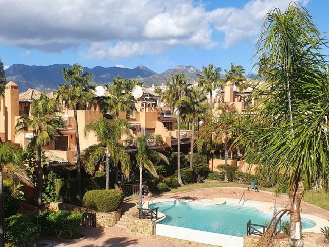 2 Schlafzimmer Reihenhaus in Bahía de Marbella