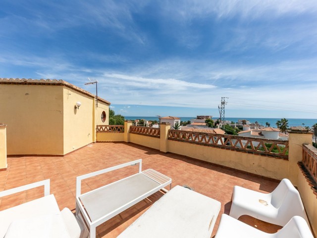 5 Bedrooms Villa in Mijas