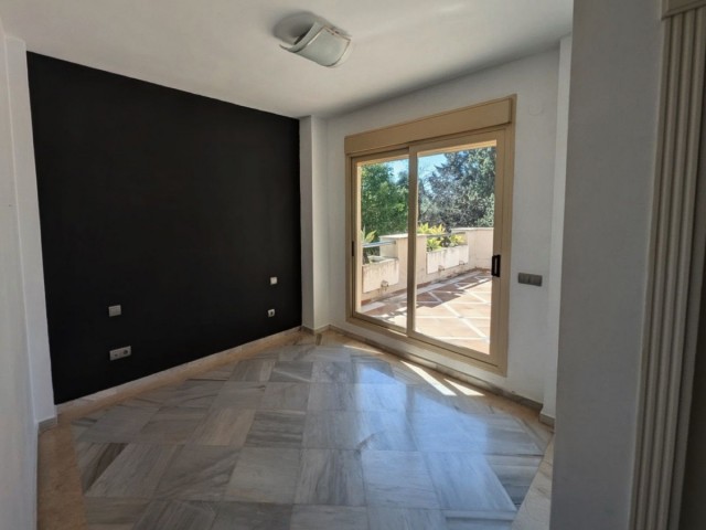 2 Bedrooms Apartment in Aloha