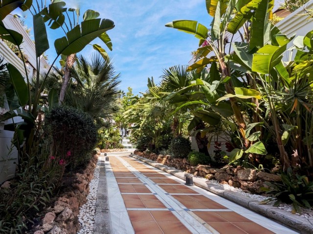 2 Bedrooms Apartment in Aloha
