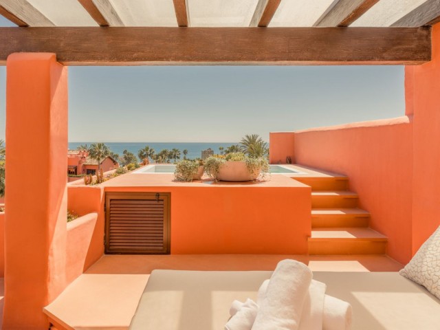 3 Sovrums Lägenhet i Estepona