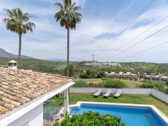 Villa avec 3 Chambres  à Estepona