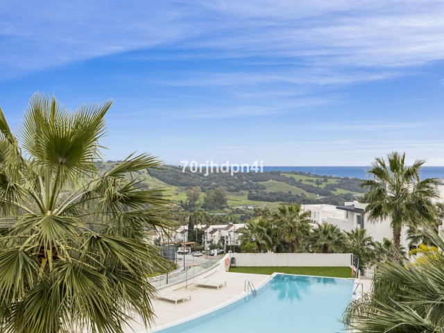 3 Bedrooms Apartment in Estepona