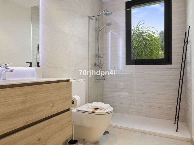 3 Bedrooms Apartment in Estepona