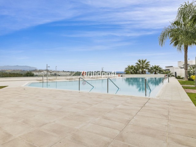 3 Bedrooms Apartment in Estepona