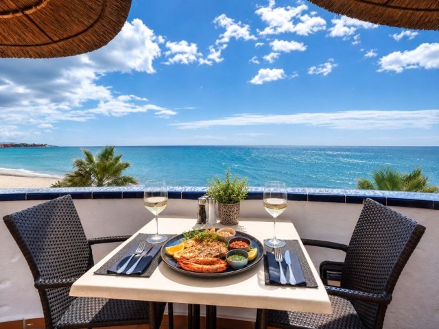 2 Bedrooms Apartment in New Golden Mile