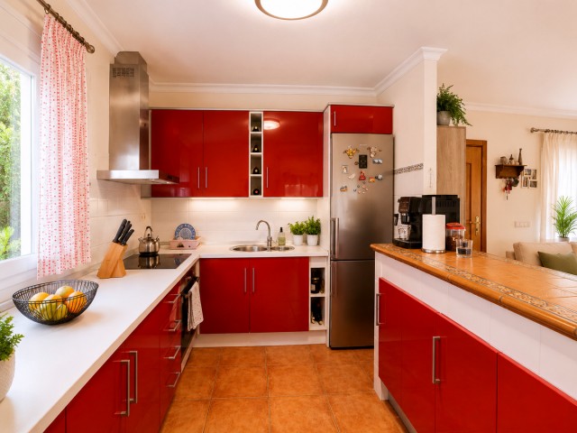 Villa avec 3 Chambres  à Estepona