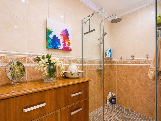 Villa avec 3 Chambres  à Estepona