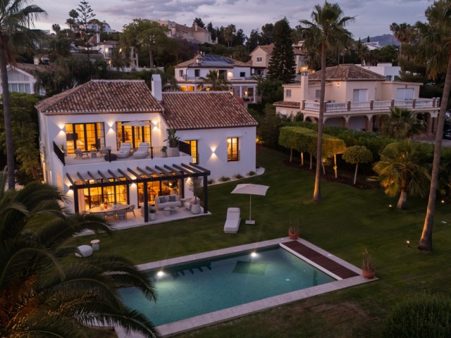 Villa avec 4 Chambres  à Benahavís