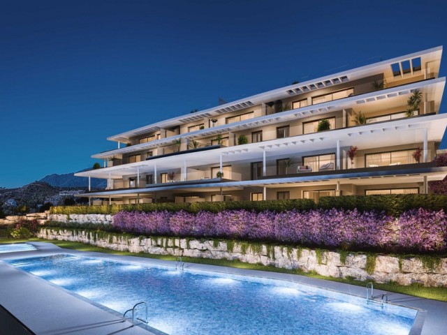 2 Bedrooms Apartment in Estepona