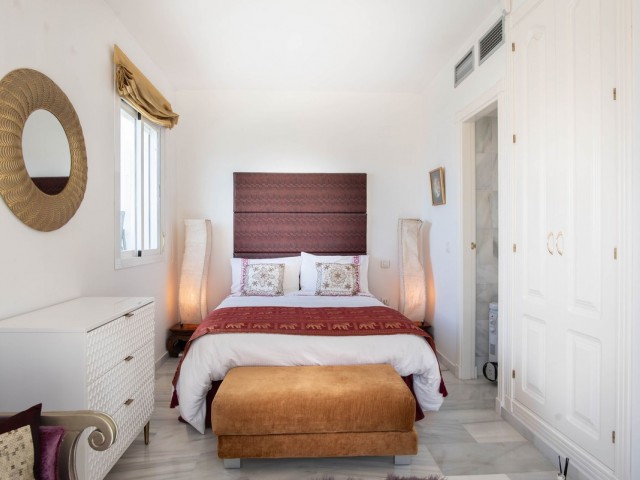 2 Soveroms Leilighet i Nueva Andalucía