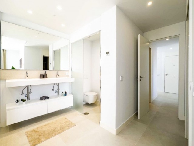 2 Bedrooms Apartment in Fuengirola