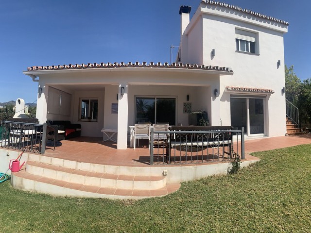 5 Bedrooms Villa in San Pedro de Alcántara