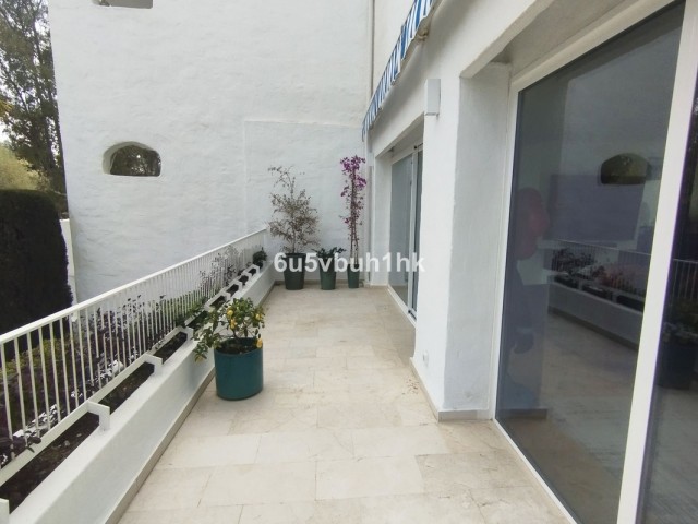 Appartement avec 3 Chambres  à Marbella