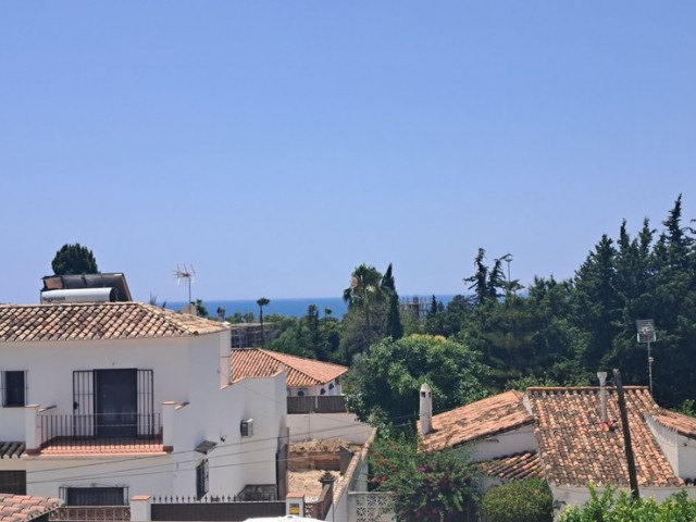 6 Bedrooms Villa in Marbella