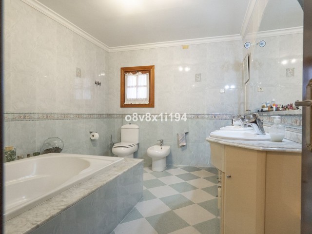 7 Bedrooms Villa in Ciudad Jardín